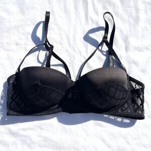 Fredericks Of Hollywood Strappy Push Up Bra Large Black Mesh Underwire